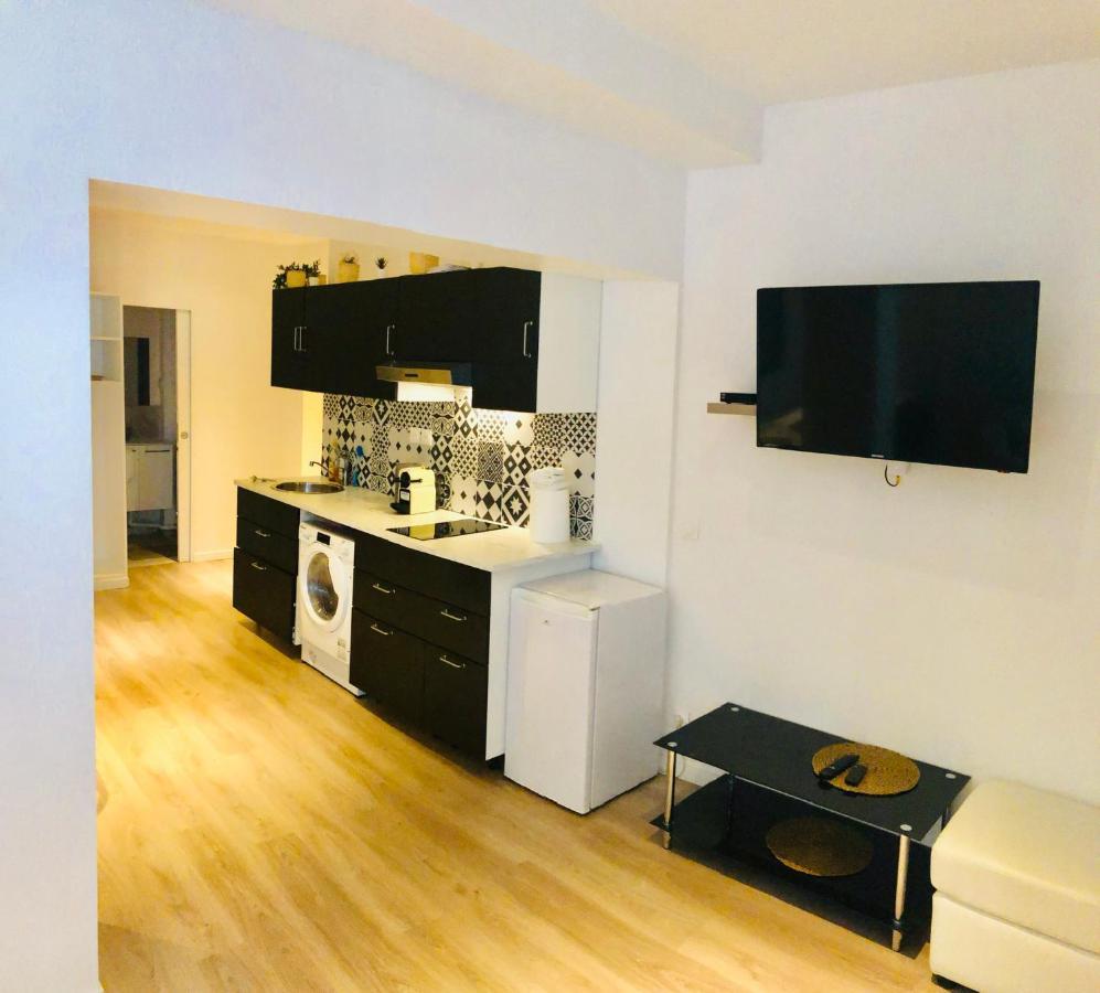 Gambetta Residences Hotel Paris Centre Bagian luar foto